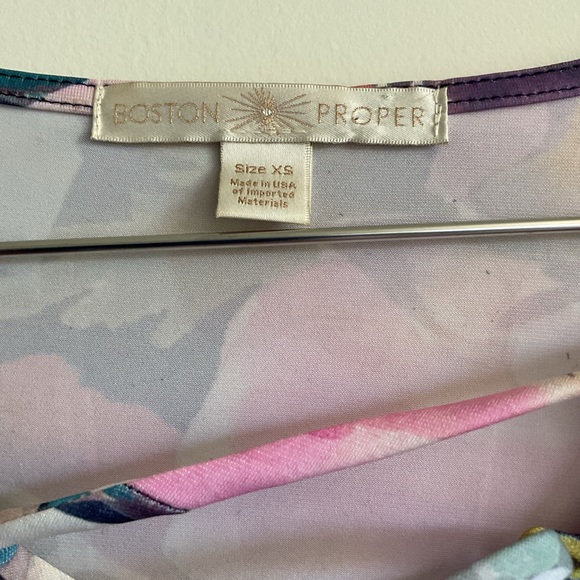 💚5/$25💚Boston Proper Flower Abstract Long Sleeve Bell Sleeve XS Spandex Material - Picture 4 of 5